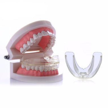 Transparent Orthodontic Retainer